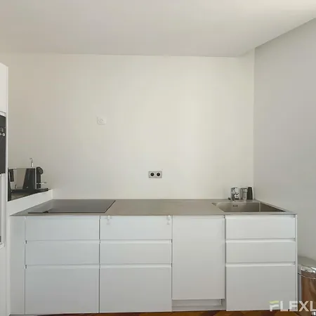 Superb Spacious Located At Mont Cenis