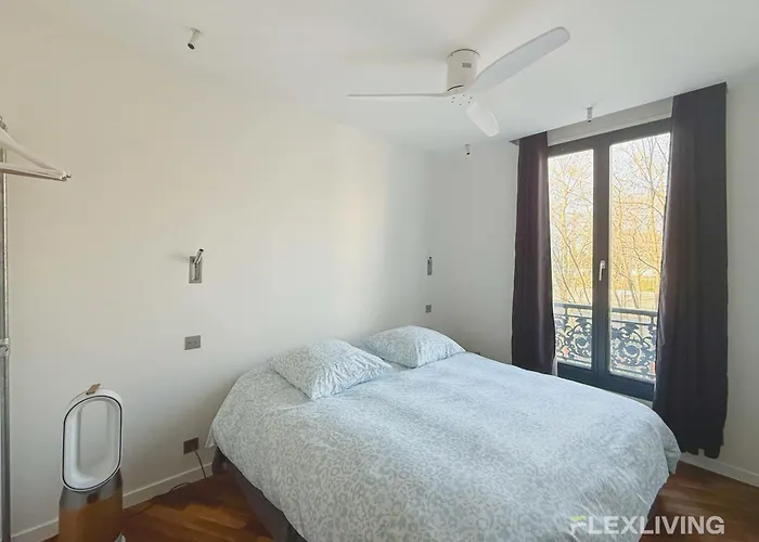 Superb Spacious Located At Mont Cenis * Parigi